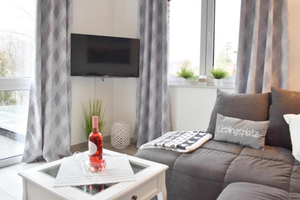 Ferienwohnung Ostseetraum ชาร์บอยท์ซ ภายนอก รูปภาพ